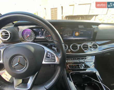 Серый Мерседес Е-Класс, объемом двигателя 2.9 л и пробегом 200 тыс. км за 38000 $, фото 24 на Automoto.ua