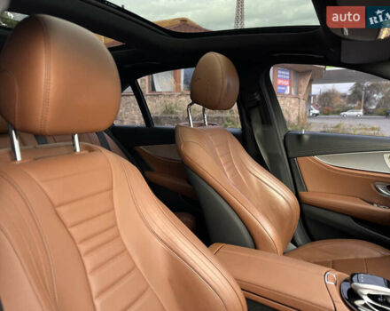 Серый Мерседес Е-Класс, объемом двигателя 3 л и пробегом 122 тыс. км за 37500 $, фото 46 на Automoto.ua