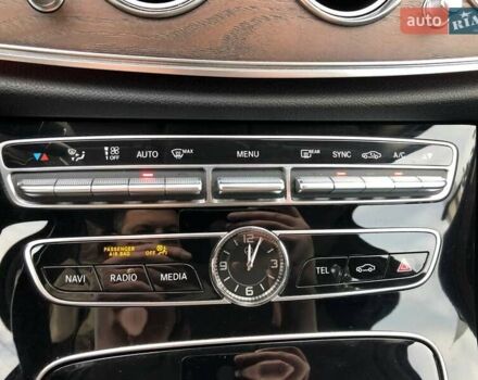 Сірий Мерседес Е-Клас, об'ємом двигуна 1.95 л та пробігом 233 тис. км за 26500 $, фото 33 на Automoto.ua