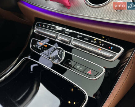 Серый Мерседес Е-Класс, объемом двигателя 3 л и пробегом 122 тыс. км за 37500 $, фото 34 на Automoto.ua