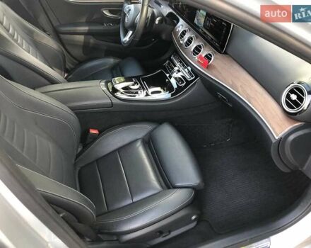 Сірий Мерседес Е-Клас, об'ємом двигуна 1.95 л та пробігом 233 тис. км за 26500 $, фото 13 на Automoto.ua