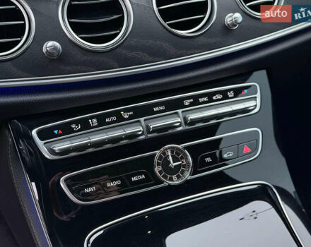 Серый Мерседес Е-Класс, объемом двигателя 1.95 л и пробегом 174 тыс. км за 34800 $, фото 70 на Automoto.ua