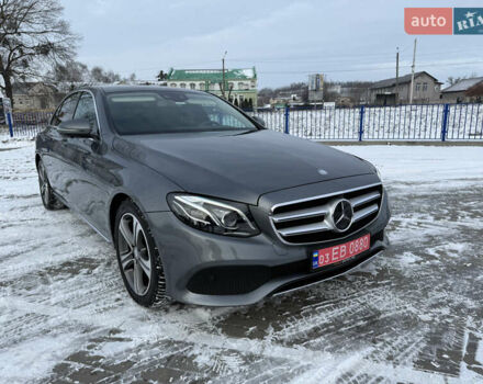 Серый Мерседес Е-Класс, объемом двигателя 1.95 л и пробегом 187 тыс. км за 34200 $, фото 4 на Automoto.ua