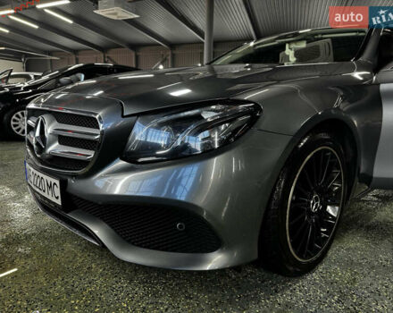 Сірий Мерседес Е-Клас, об'ємом двигуна 1.95 л та пробігом 165 тис. км за 28500 $, фото 9 на Automoto.ua