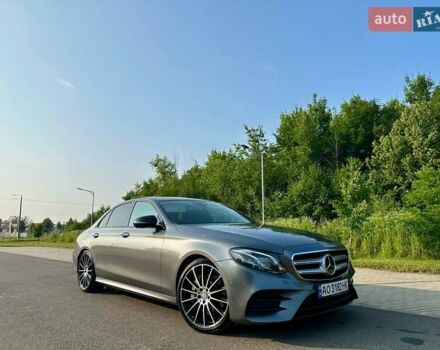 Сірий Мерседес Е-Клас, об'ємом двигуна 2.99 л та пробігом 180 тис. км за 40000 $, фото 2 на Automoto.ua