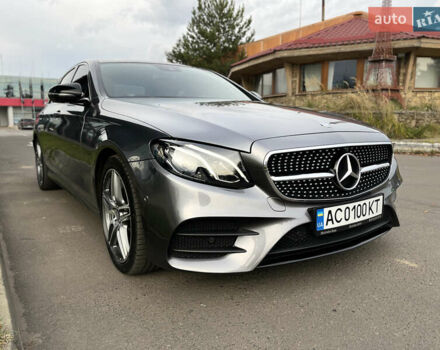 Серый Мерседес Е-Класс, объемом двигателя 3 л и пробегом 122 тыс. км за 37500 $, фото 7 на Automoto.ua