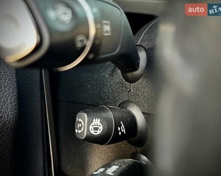 Мерседес Е-Класс 2016 в Киеве на Automoto.ua Серый Мерседес Е-Класс, объемом двигателя 2.14 л и пробегом 208 тыс. км за 17800 $, фото 53 на Automoto.ua