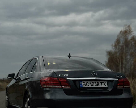 Серый Мерседес Е-Класс, объемом двигателя 2.14 л и пробегом 166 тыс. км за 23000 $, фото 8 на Automoto.ua