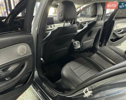 Сірий Мерседес Е-Клас, об'ємом двигуна 1.95 л та пробігом 165 тис. км за 28500 $, фото 15 на Automoto.ua