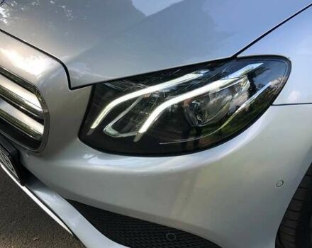 Сірий Мерседес Е-Клас, об'ємом двигуна 1.95 л та пробігом 233 тис. км за 26500 $, фото 16 на Automoto.ua