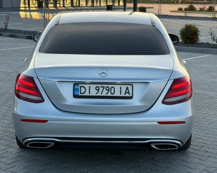 Сірий Мерседес Е-Клас, об'ємом двигуна 2 л та пробігом 415 тис. км за 18900 $, фото 6 на Automoto.ua