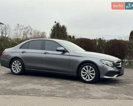 Сірий Мерседес Е-Клас, об'ємом двигуна 1.95 л та пробігом 166 тис. км за 26900 $, фото 11 на Automoto.ua