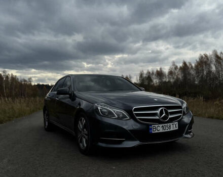 Серый Мерседес Е-Класс, объемом двигателя 2.14 л и пробегом 166 тыс. км за 23000 $, фото 1 на Automoto.ua