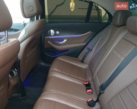 Сірий Мерседес Е-Клас, об'ємом двигуна 2.99 л та пробігом 180 тис. км за 40000 $, фото 13 на Automoto.ua