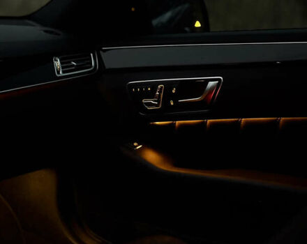 Серый Мерседес Е-Класс, объемом двигателя 2.14 л и пробегом 166 тыс. км за 23000 $, фото 24 на Automoto.ua