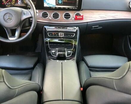 Сірий Мерседес Е-Клас, об'ємом двигуна 1.95 л та пробігом 233 тис. км за 26500 $, фото 20 на Automoto.ua