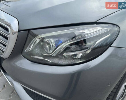 Серый Мерседес Е-Класс, объемом двигателя 1.95 л и пробегом 193 тыс. км за 26500 $, фото 10 на Automoto.ua