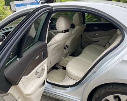 Сірий Мерседес Е-Клас, об'ємом двигуна 1.95 л та пробігом 102 тис. км за 29000 $, фото 28 на Automoto.ua