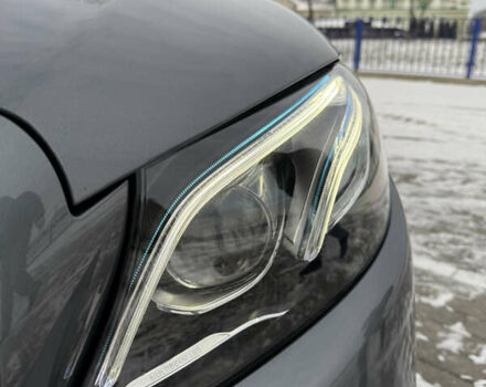 Серый Мерседес Е-Класс, объемом двигателя 1.95 л и пробегом 187 тыс. км за 34200 $, фото 11 на Automoto.ua