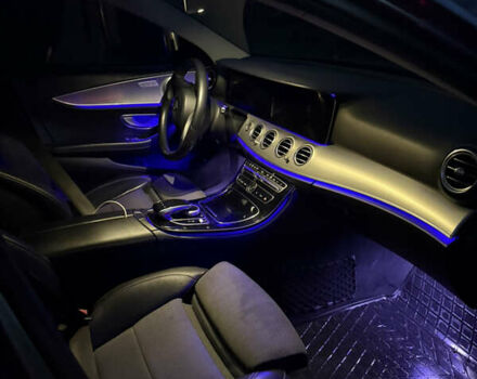 Сірий Мерседес Е-Клас, об'ємом двигуна 1.95 л та пробігом 130 тис. км за 27999 $, фото 14 на Automoto.ua