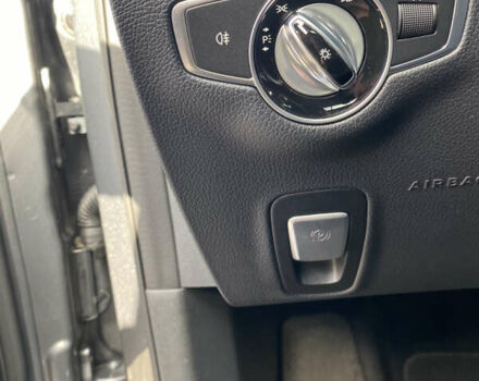 Серый Мерседес Е-Класс, объемом двигателя 2.9 л и пробегом 200 тыс. км за 38000 $, фото 23 на Automoto.ua