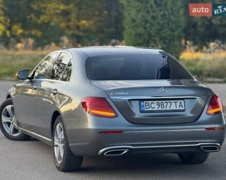 Сірий Мерседес Е-Клас, об'ємом двигуна 1.95 л та пробігом 242 тис. км за 25900 $, фото 28 на Automoto.ua