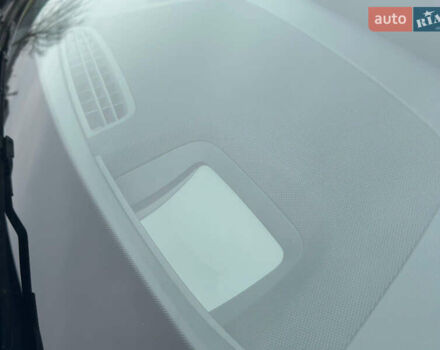 Серый Мерседес Е-Класс, объемом двигателя 2 л и пробегом 234 тыс. км за 22700 $, фото 11 на Automoto.ua