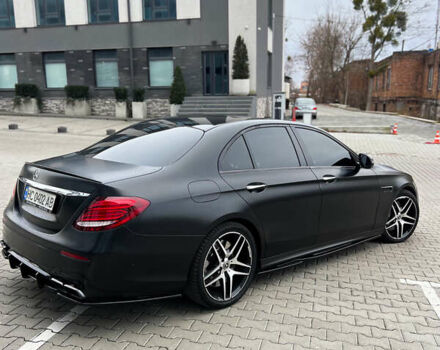 Серый Мерседес Е-Класс, объемом двигателя 3 л и пробегом 116 тыс. км за 53990 $, фото 6 на Automoto.ua