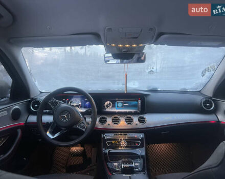 Сірий Мерседес Е-Клас, об'ємом двигуна 1.95 л та пробігом 333 тис. км за 27950 $, фото 45 на Automoto.ua