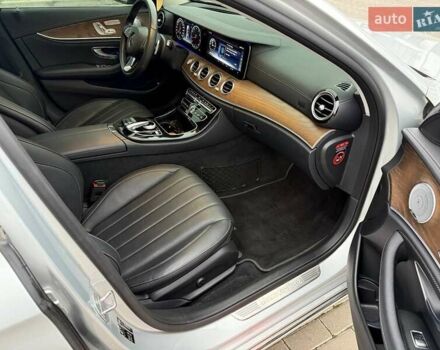 Сірий Мерседес Е-Клас, об'ємом двигуна 1.99 л та пробігом 64 тис. км за 35500 $, фото 9 на Automoto.ua