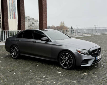 Серый Мерседес Е-Класс, объемом двигателя 3 л и пробегом 127 тыс. км за 38000 $, фото 1 на Automoto.ua