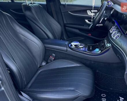 Сірий Мерседес Е-Клас, об'ємом двигуна 1.99 л та пробігом 181 тис. км за 28499 $, фото 21 на Automoto.ua