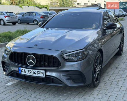 Сірий Мерседес Е-Клас, об'ємом двигуна 3 л та пробігом 290 тис. км за 38000 $, фото 3 на Automoto.ua