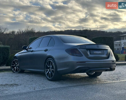 Сірий Мерседес Е-Клас, об'ємом двигуна 3 л та пробігом 127 тис. км за 37800 $, фото 17 на Automoto.ua