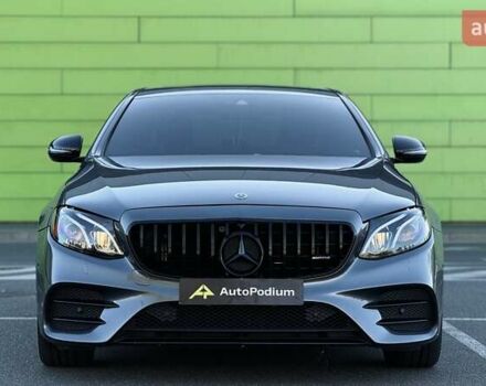 Сірий Мерседес Е-Клас, об'ємом двигуна 1.99 л та пробігом 181 тис. км за 28499 $, фото 2 на Automoto.ua