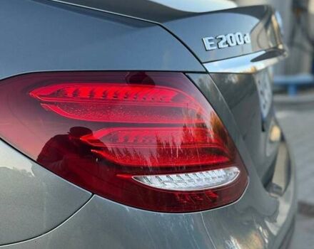 Сірий Мерседес Е-Клас, об'ємом двигуна 1.95 л та пробігом 242 тис. км за 25900 $, фото 36 на Automoto.ua