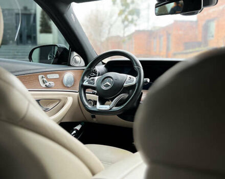 Серый Мерседес Е-Класс, объемом двигателя 3 л и пробегом 116 тыс. км за 53990 $, фото 9 на Automoto.ua