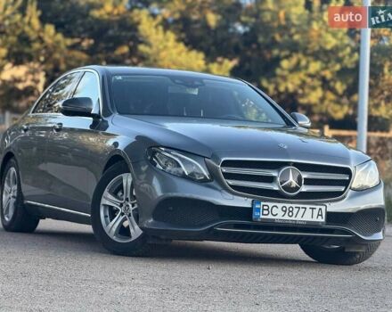 Сірий Мерседес Е-Клас, об'ємом двигуна 1.95 л та пробігом 242 тис. км за 25900 $, фото 14 на Automoto.ua