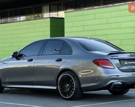 Сірий Мерседес Е-Клас, об'ємом двигуна 1.99 л та пробігом 181 тис. км за 28499 $, фото 5 на Automoto.ua