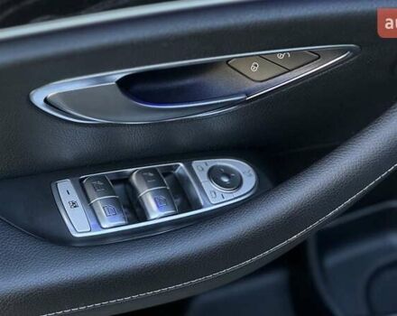 Сірий Мерседес Е-Клас, об'ємом двигуна 1.99 л та пробігом 181 тис. км за 28499 $, фото 13 на Automoto.ua