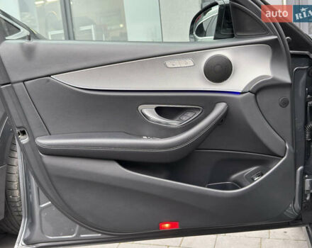 Сірий Мерседес Е-Клас, об'ємом двигуна 2 л та пробігом 225 тис. км за 29500 $, фото 18 на Automoto.ua