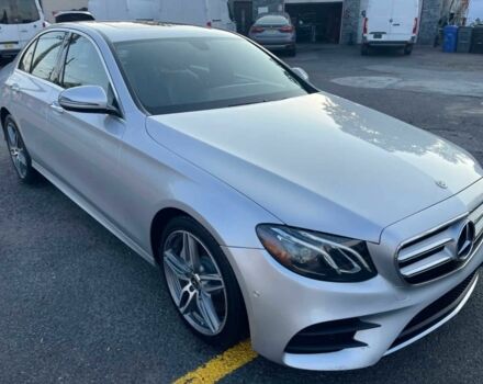 Серый Мерседес Е-Класс, объемом двигателя 2 л и пробегом 103 тыс. км за 22500 $, фото 1 на Automoto.ua