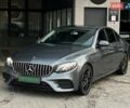 Сірий Мерседес Е-Клас, об'ємом двигуна 2 л та пробігом 77 тис. км за 26900 $, фото 1 на Automoto.ua
