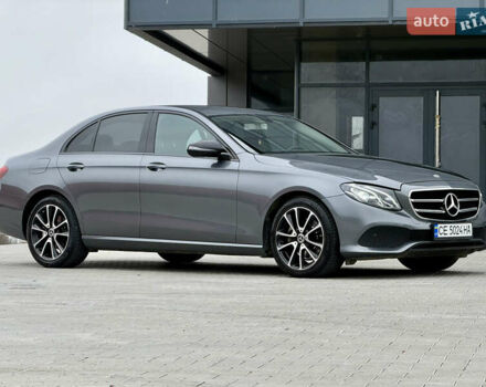 Сірий Мерседес Е-Клас, об'ємом двигуна 2 л та пробігом 225 тис. км за 29500 $, фото 1 на Automoto.ua