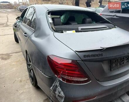 Сірий Мерседес Е-Клас, об'ємом двигуна 3.98 л та пробігом 90 тис. км за 32900 $, фото 10 на Automoto.ua