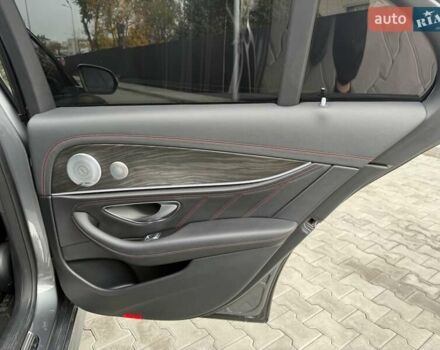 Серый Мерседес Е-Класс, объемом двигателя 3 л и пробегом 80 тыс. км за 53000 $, фото 24 на Automoto.ua