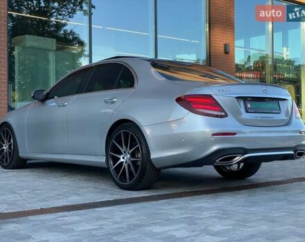 Серый Мерседес Е-Класс, объемом двигателя 1.99 л и пробегом 94 тыс. км за 29790 $, фото 8 на Automoto.ua