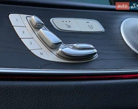 Серый Мерседес Е-Класс, объемом двигателя 1.99 л и пробегом 94 тыс. км за 29790 $, фото 25 на Automoto.ua