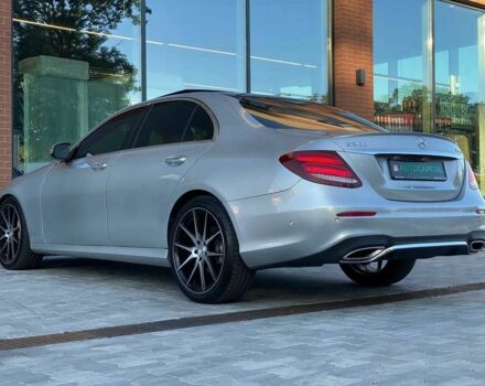 Серый Мерседес Е-Класс, объемом двигателя 2 л и пробегом 94 тыс. км за 30990 $, фото 4 на Automoto.ua