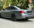 Сірий Мерседес Е-Клас, об'ємом двигуна 3.98 л та пробігом 17 тис. км за 96500 $, фото 17 на Automoto.ua